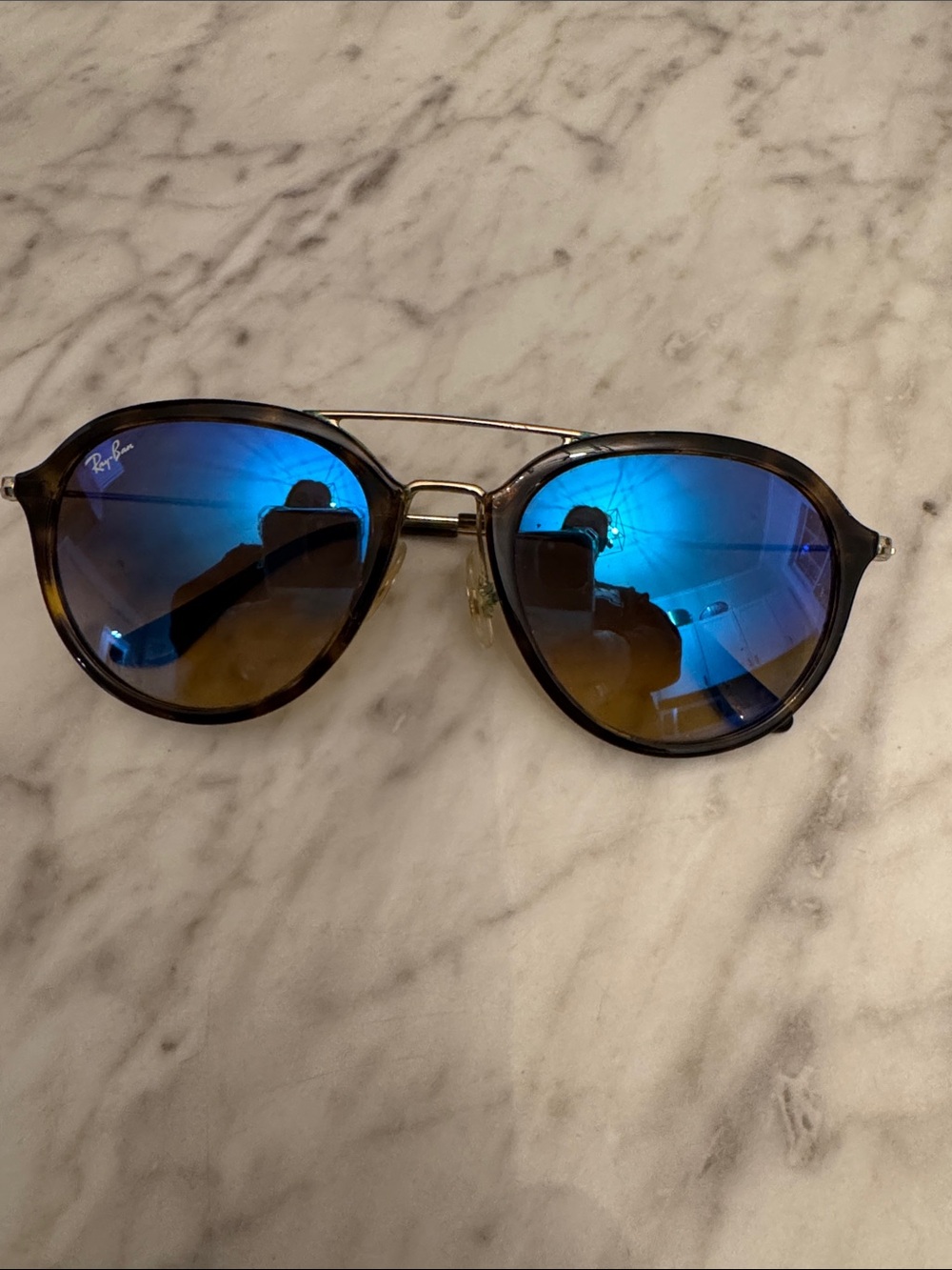 Ray-Ban Blue Mirrored Tortoise Shell & Gold Frame Oval Sunglasses with Case